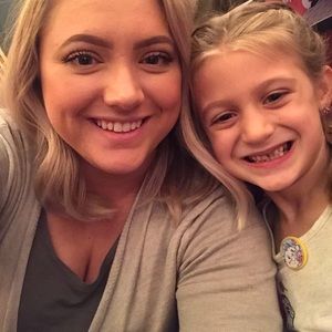 Meet your Posher, Andrea